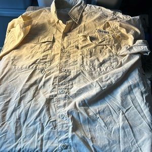 Columbia Mens PFG Vented Fishing Shirt Color Tan Size Small